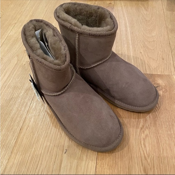Emu Australia Stinger Lo Water Resistant Sheepskin  Ugg Style Boot Size - Picture 2 of 10